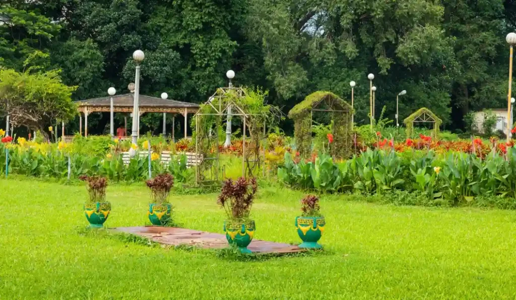Must-Visit Places in Mumbai