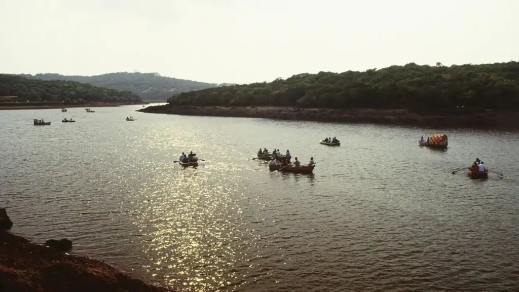 Veena lake-mahabaleshwar places to visit
